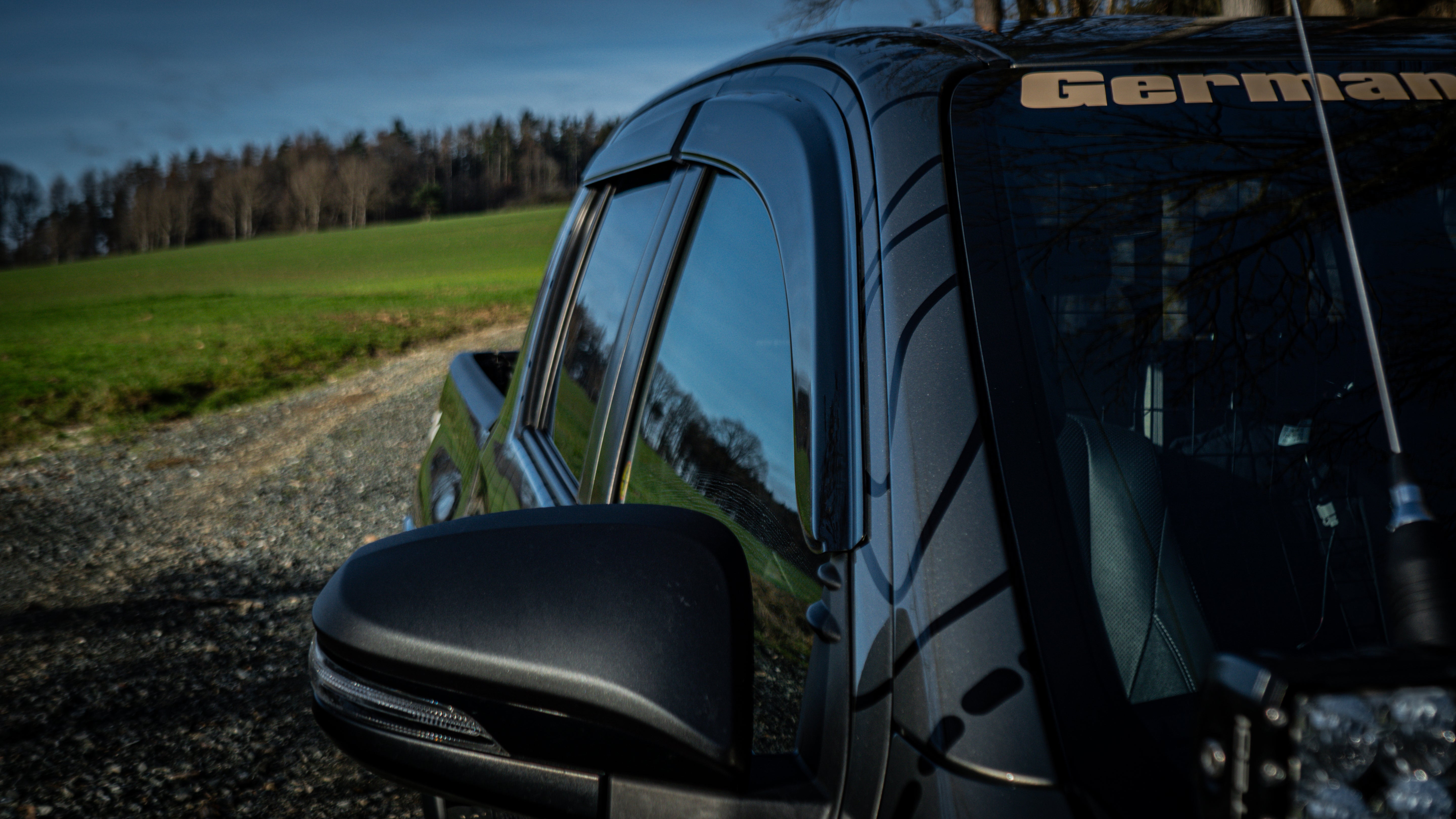 WeatherShields Windabweiser für Toyota Hilux Doppelkabiner 2015+