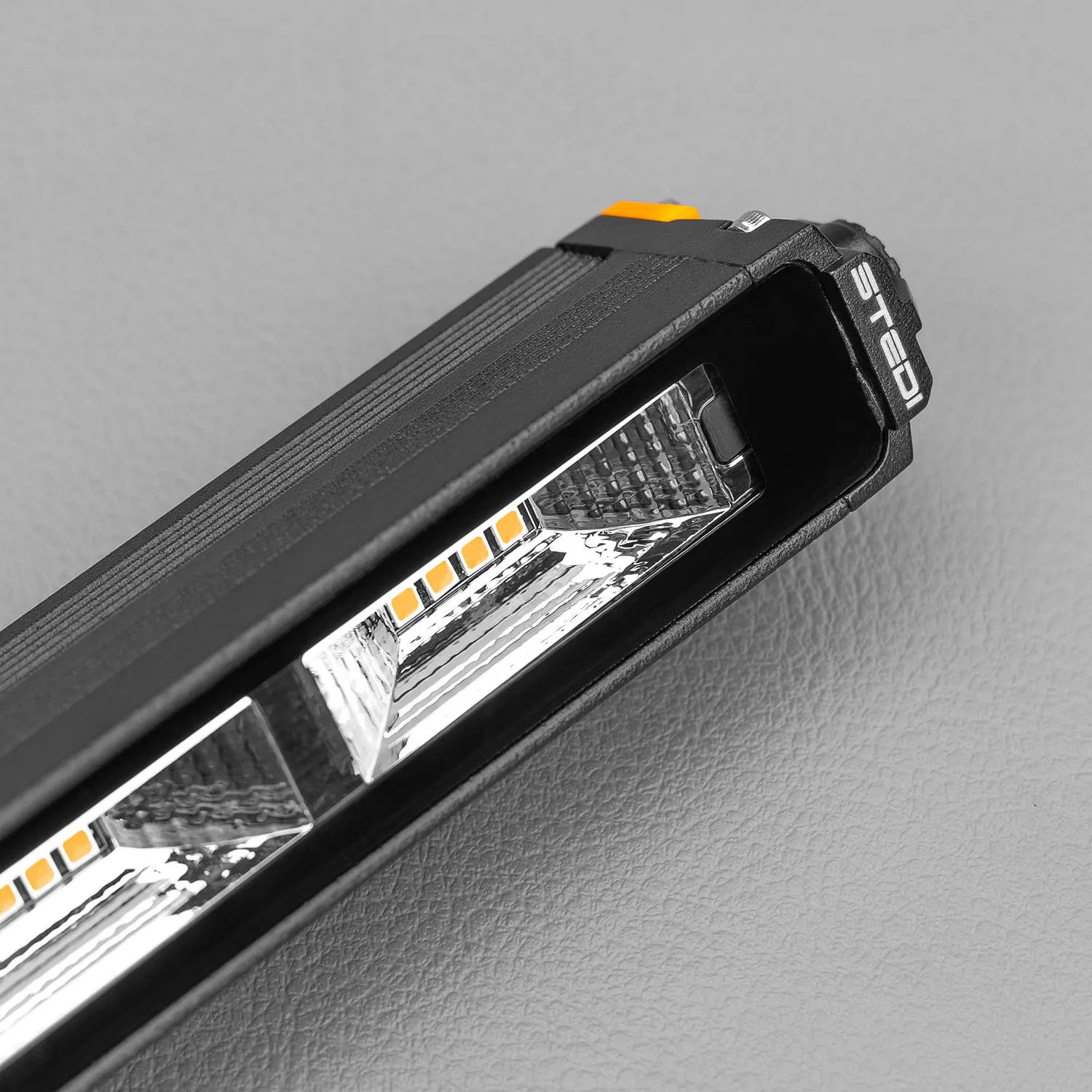 STEDI Light Bar Micro V2 26 Zoll (Warmweiß)